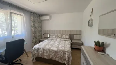 Chalet en venta en Calle de los Nardos, 47, Marugán de 369.000 €