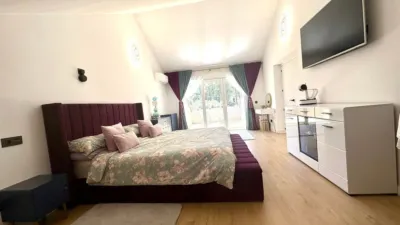 Chalet en venta en Calle de los Nardos, 47, Marugán de 369.000 €