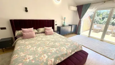 Chalet en venta en Calle de los Nardos, 47, Marugán de 369.000 €