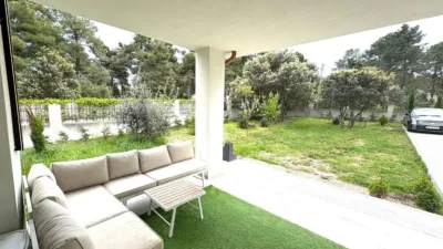 Chalet en venta en Calle de los Nardos, 47, Marugán de 369.000 €