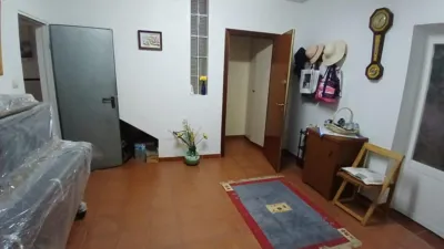 Terraced house on Chinchapapa Street photo 19