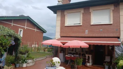 Terraced house on Chinchapapa Street photo 6