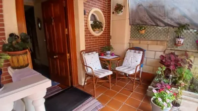 Terraced house on Chinchapapa Street photo 9