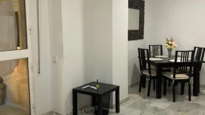 Piso en alquiler en La Motilla, Dos Hermanas de 1.600 €<span>/mes</span>