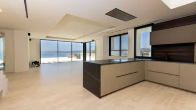 Penthouse on Avenida del Carmen photo 2