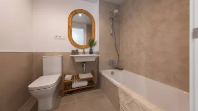 Apartment on Calle Félix Troyano photo 18