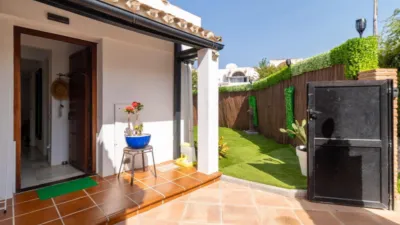 Semi-detached house on Autopista del Mediterráneo photo 34