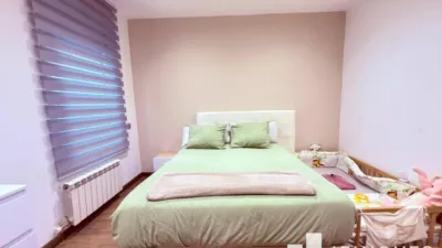 Chalet en venta en Terrassa, Les Arenes-Can Montllor-La Grípia (Distrito La Grípia-Sant Llorenç. Terrassa) de 373.000 €