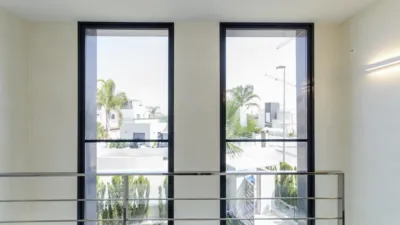 Chalet en venta en Campoamor, Dehesa de Campoamor-Aguamarina (Distrito Orihuela Costa. Orihuela) de 1.195.000 €