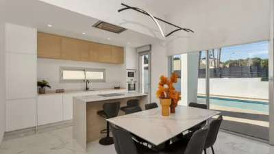 Chalet on Calle Angel Garcia Rogel-Bal, No. 21 photo 22