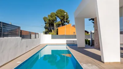 Chalet on Calle Angel Garcia Rogel-Bal, No. 21 photo 49