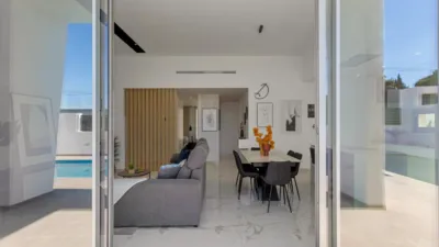 Chalet on Calle Angel Garcia Rogel-Bal, No. 21 photo 52