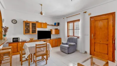 Apartment on Avenida de Diego Ramírez Pastor, 257 photo 5