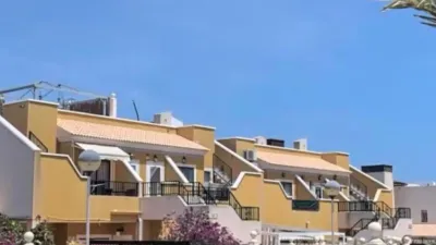 Semi-detached house on Calle de la Bahía photo 6