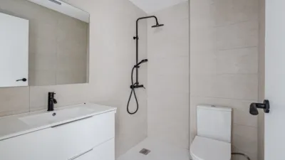 Apartment on Avenida Juan Carlos I photo 8