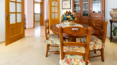 Chalet on Carrer Pino Verde photo 16