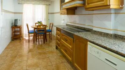 Chalet on Carrer Pino Verde photo 17