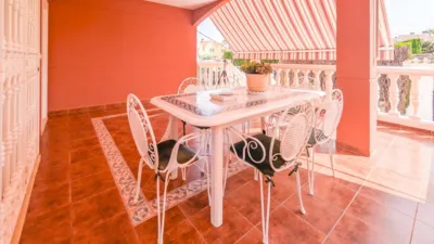 Chalet on Carrer Pino Verde photo 5