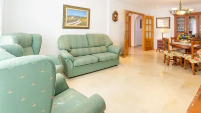 Chalet on Carrer Pino Verde photo 12