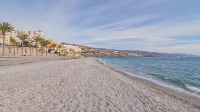 Piso en venta en Camino Real, 75, cerca de Calle de la Santa Adela, Castell de Ferro (Gualchos) de 185.999 €