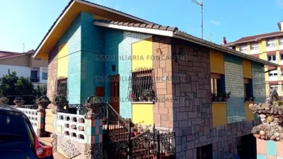 Chalet on Calle El Móntico photo 2