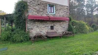 Casa – Avenida do Marqués de Figueroa, O Chao - Vista 2