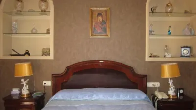 Duplex on Juan Jiménez Cuenca Street photo 25