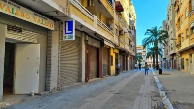 Local comercial en venta en Carrer de les Palmeres, Alaquàs de 79.900 €