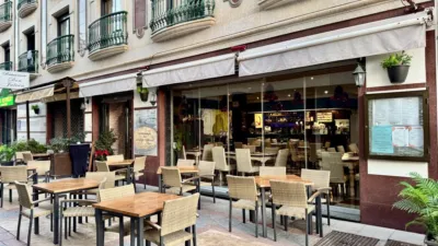 Local comercial en alquiler en Calle Marbella, 41, Puerto Deportivo (Fuengirola) de 2.000 €<span>/mes</span>