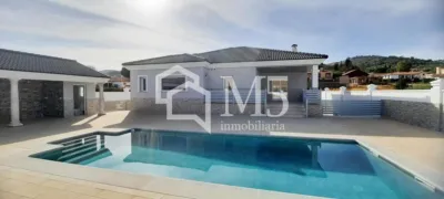 Chalet en venta en Casabermeja, Casabermeja de 790.000 €