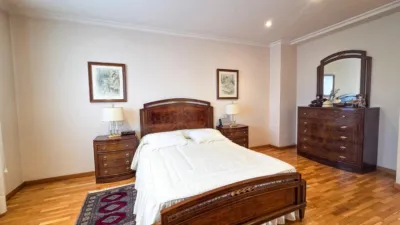 Chalet on Calle de San Isidro Labrador photo 19