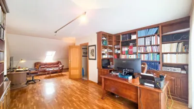 Chalet on Calle de San Isidro Labrador photo 32
