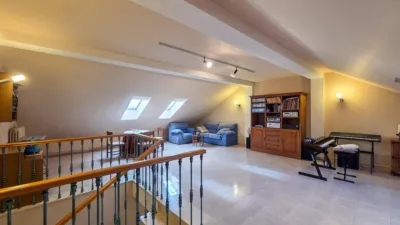 Chalet on Calle de San Isidro Labrador photo 35