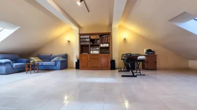 Chalet on Calle de San Isidro Labrador photo 36