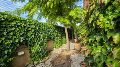 Chalet on Calle de San Isidro Labrador photo 51