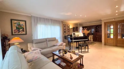 Chalet on Calle de San Isidro Labrador photo 5