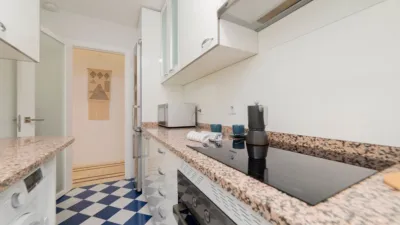 Apartment on Francisco Silvela Street photo 17