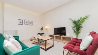 Apartment on Francisco Silvela Street photo 2