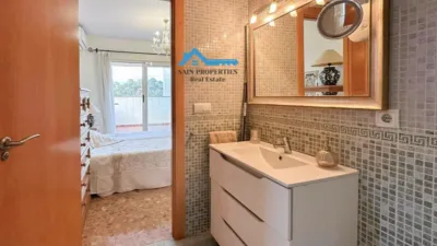 Semi-detached house in San Rafael photo 40