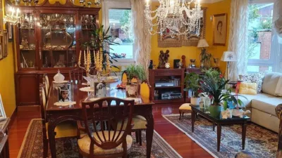 Chalet on Juan Carlos I Street photo 3