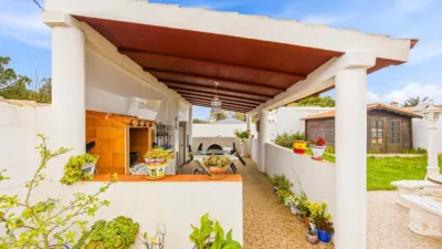 Chalet en venta en los Gallos, La Soledad-La Coquina-Los Gallos (Chiclana de la Frontera) de 336.000 €