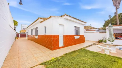 Chalet en venta en los Gallos, La Soledad-La Coquina-Los Gallos (Chiclana de la Frontera) de 336.000 €