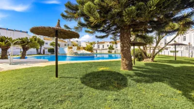Apartamento en venta en los Gallos, La Soledad-La Coquina-Los Gallos (Chiclana de la Frontera) de 315.000 €