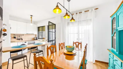Apartamento en venta en los Gallos, La Soledad-La Coquina-Los Gallos (Chiclana de la Frontera) de 315.000 €