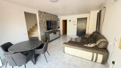 Casa – San Miguel de Salinas, Urbanización Las Filipinas - Més