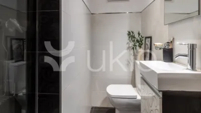 Piso en alquiler en Calle de Santa Engracia, cerca de Plaza del Descubridor Diego de Ordás - Imagen 17