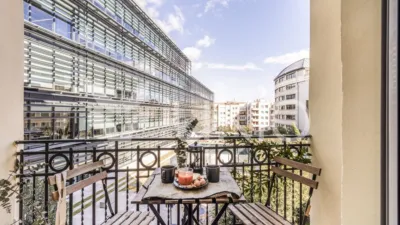 Piso en alquiler en Calle de Santa Engracia, cerca de Plaza del Descubridor Diego de Ordás - Imagen 3