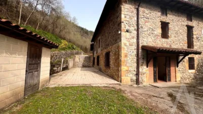 Chalet in Barrio de Berreño photo 4