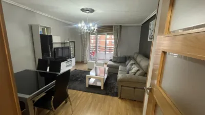 Habitación en alquiler en Calle del Monasterio de Carracedo, Centro (Ponferrada) de 230 €<span>/mes</span>