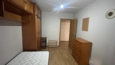 Habitación en alquiler en Calle del Monasterio de Carracedo, Centro (Ponferrada) de 230 €<span>/mes</span>